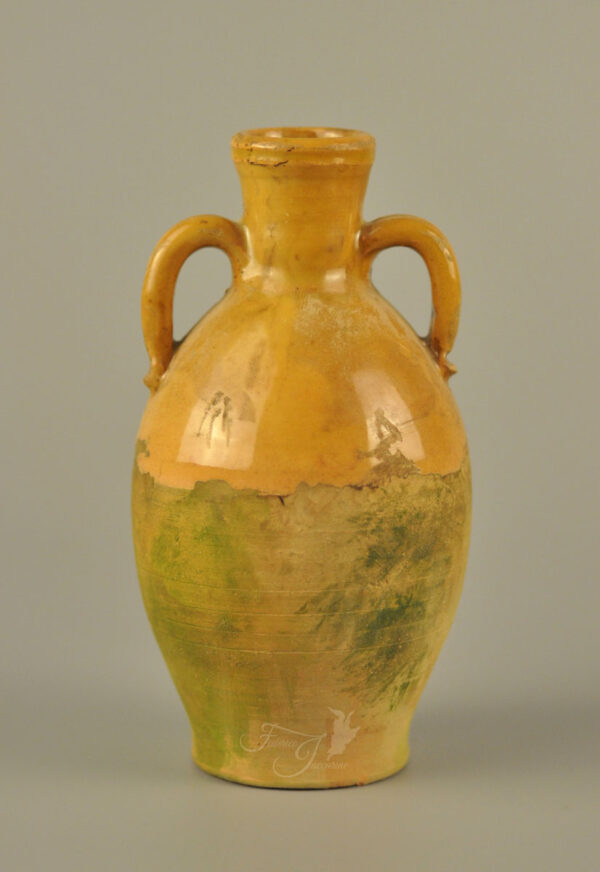 Amphora T14025