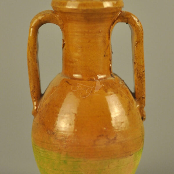 Amphora T15013