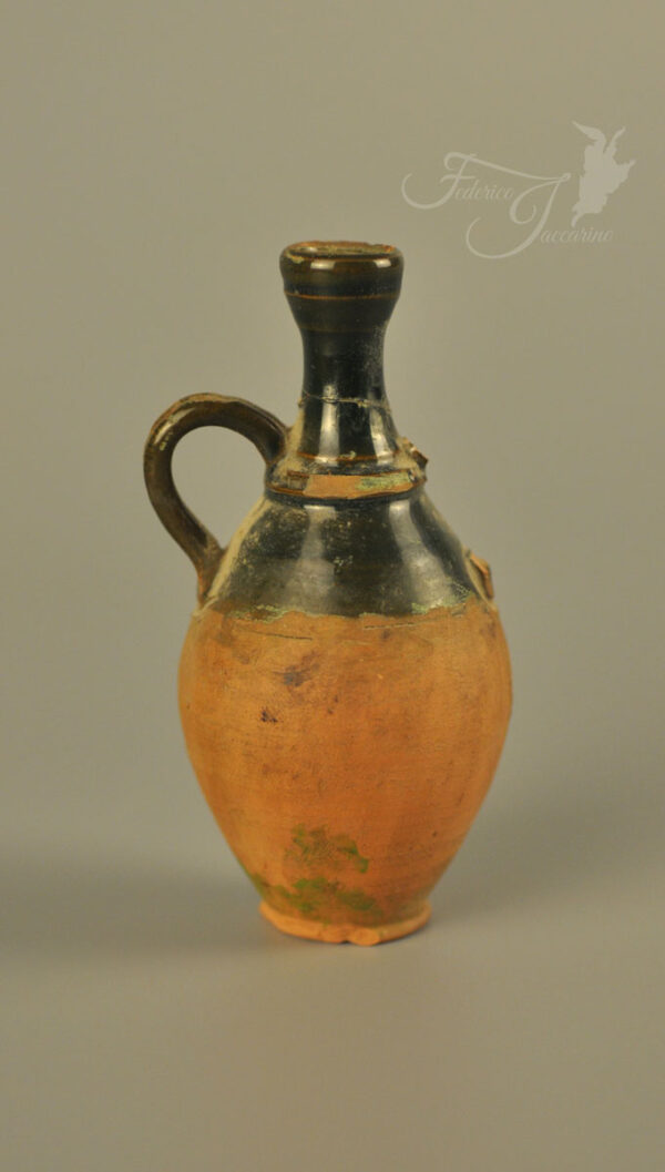 Amphora T22013 - Image 2