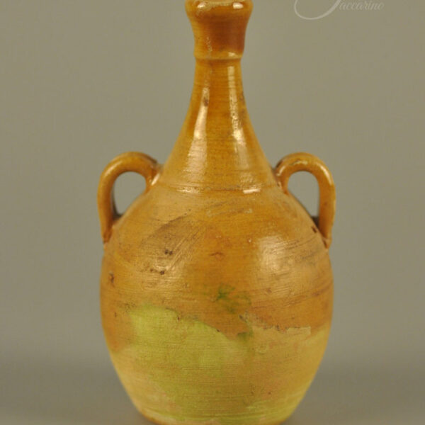 Amphora T23013