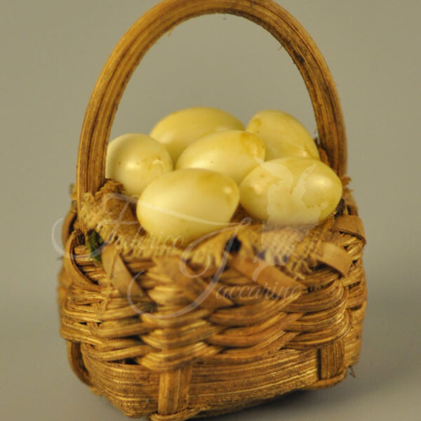 Cesta con huevos L86015