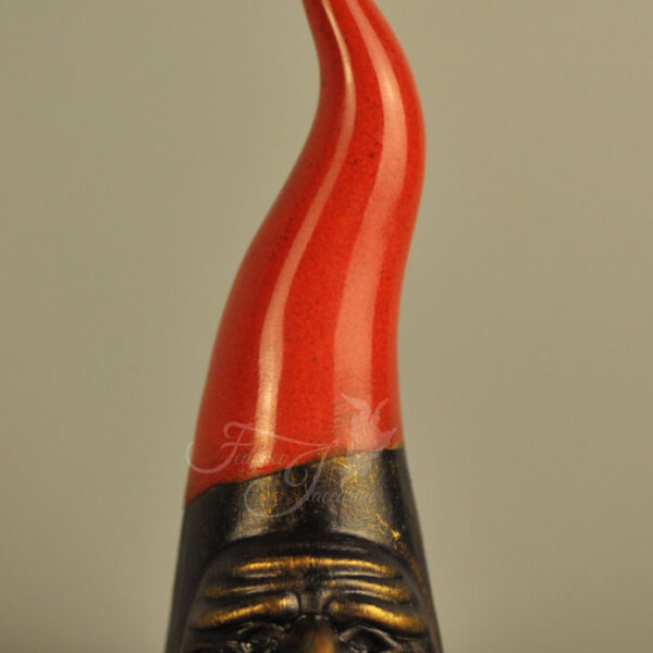 Small horn with mask C4905