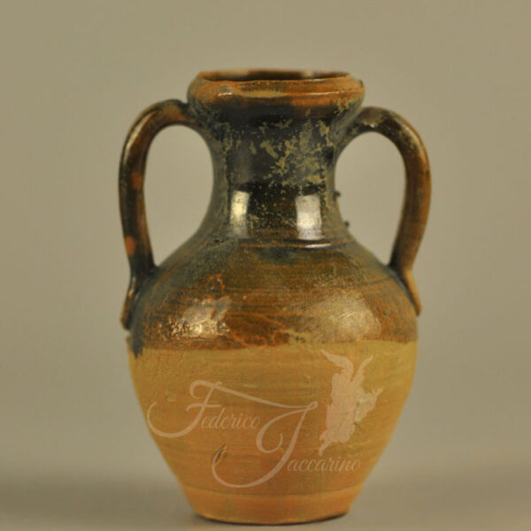Amphora T80013