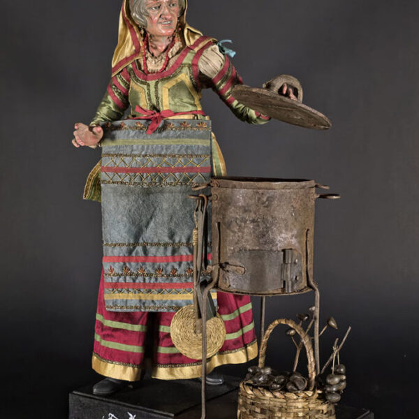 Figura de Castañera P70600